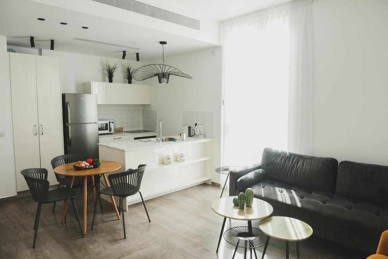 The Rambam Residence - By Localz Group Tel-Aviv Extérieur photo